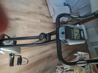 Bicicleta statica pieghevole