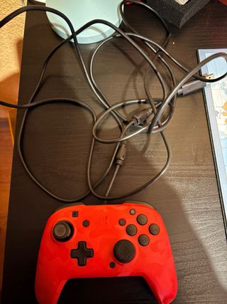 Mando Nintendo Switch Rojo Camuflaje