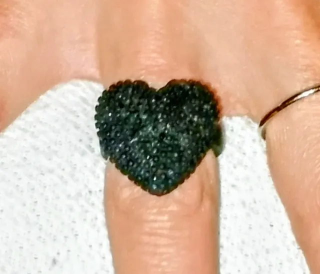 Anello cuore nero