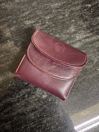 Monedero billetero piel morado
