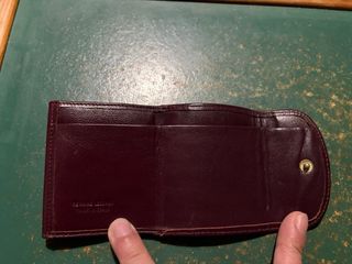 Monedero billetero piel morado