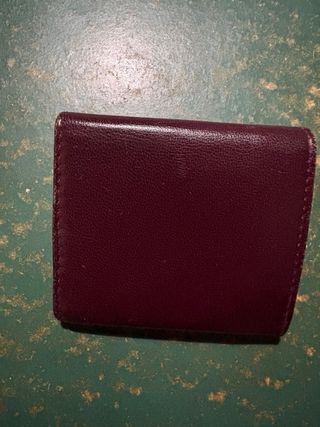 Monedero billetero piel morado