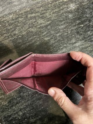 Monedero billetero piel morado