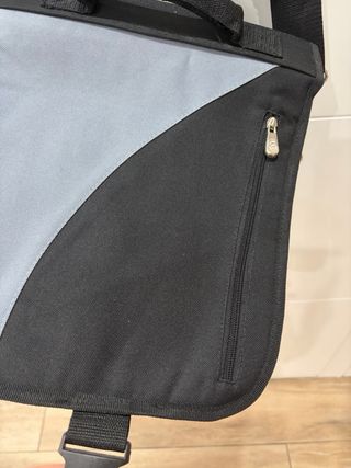 Maletín bandolera negro y gris