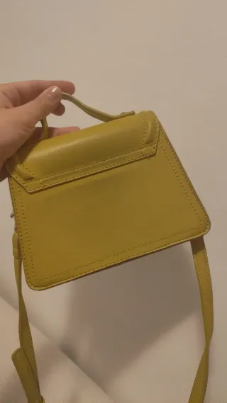 Bolso bandolera amarillo Lefties