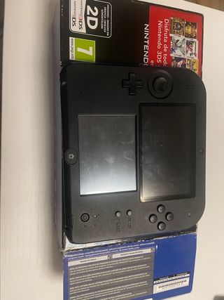 Nintendo 2DS Negra con Caja y Manuales