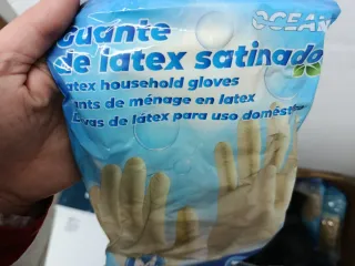 Guantes de látex talla M  4 paquetes 5€