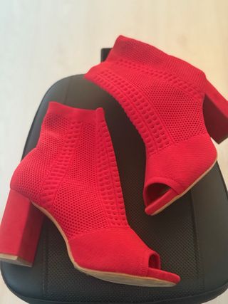 Sandalias Rojas Peep Toe Tacón