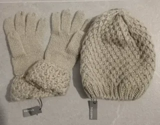 Conjunto Parfois gorro, guantes y bufanda