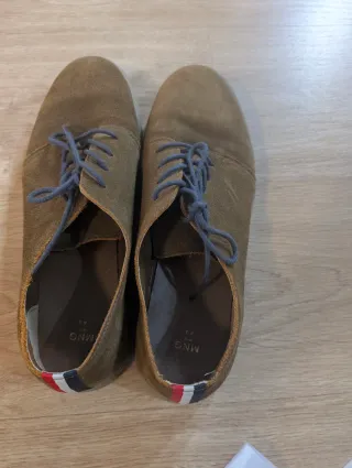 Zapatos serraje Mango marrones