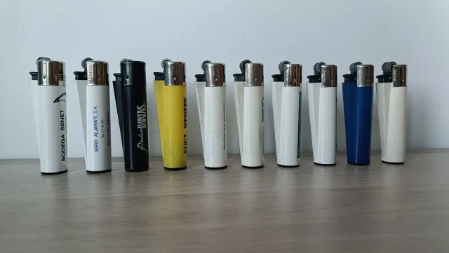 Lote de 10 Isqueiros CLIPPER Publicitários dos anos 80