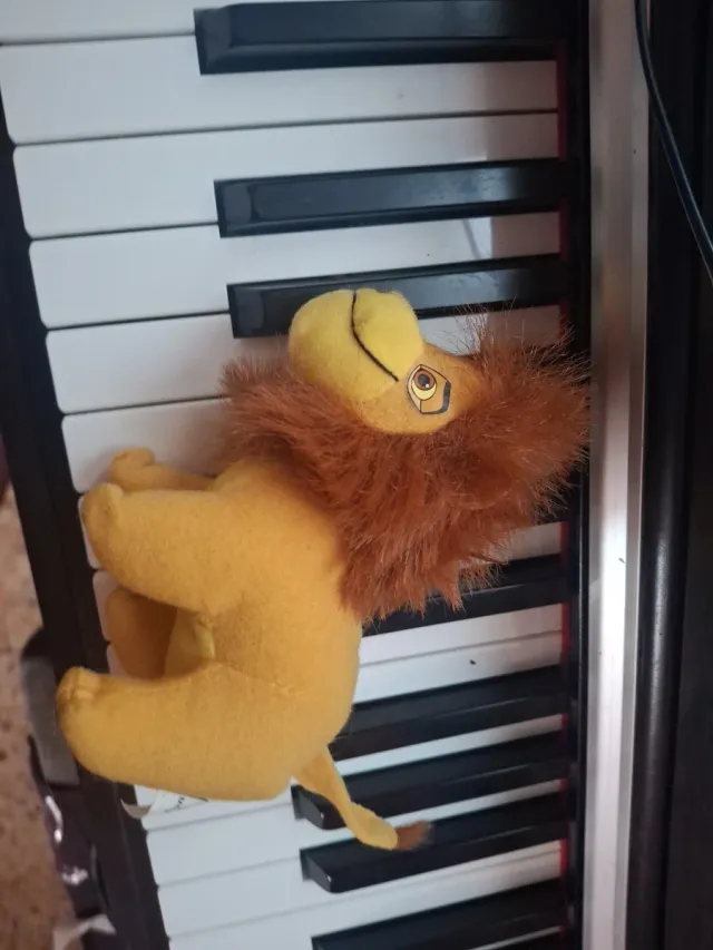 Peluche León Disney