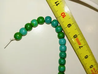 Perline verdi e turchesi per creazioni