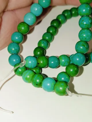 Perline verdi e turchesi per creazioni