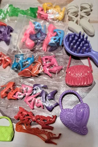 Accessori Barbie: scarpe, borse, occhiali