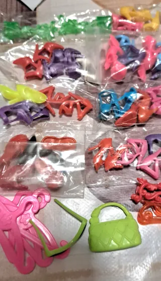 Accessori Barbie: scarpe, borse, occhiali