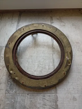 Ojo de buey redondo latón