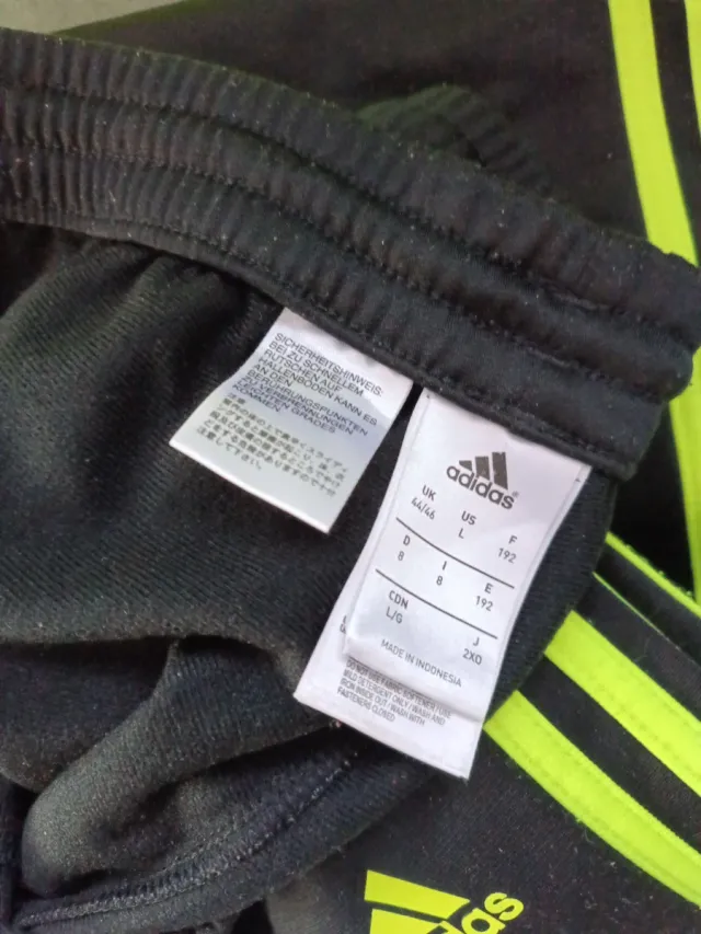 Chándal Adidas Hombre Negro y Amarillo