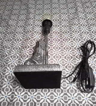 Lámpara Buda de Resina