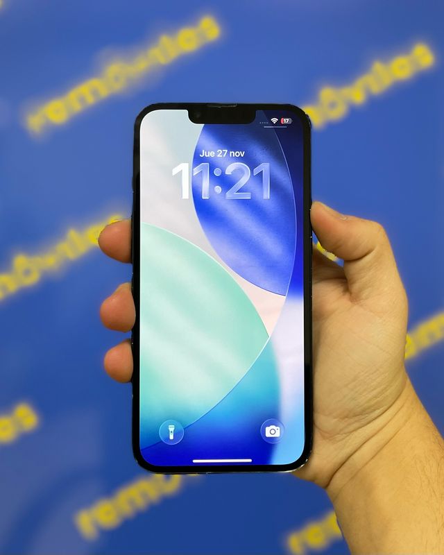 Apple iPhone 13 -109030-