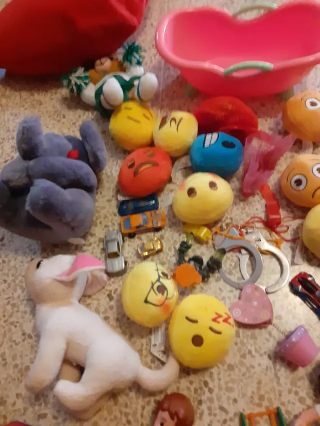 Lote de juguetes varios / colección