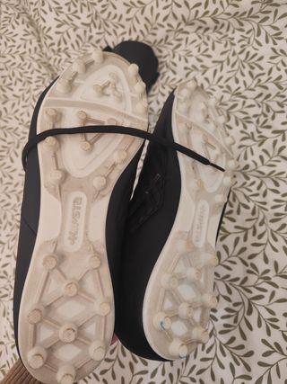 Botas de fútbol Kipsta negras