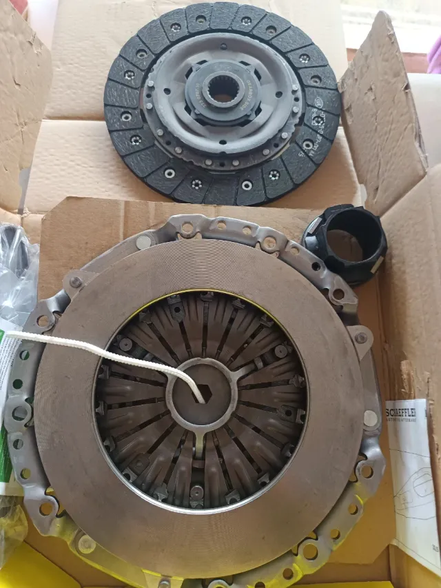 Kit Embrague LUK RepSet BMW Serie 1 E87 118D