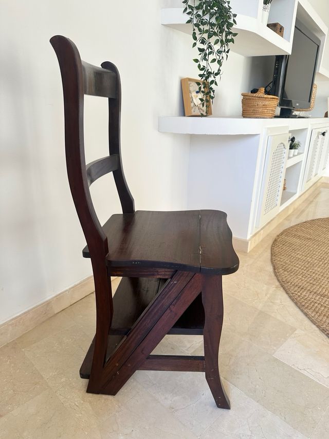 Sedia-scala convertibile in legno massello