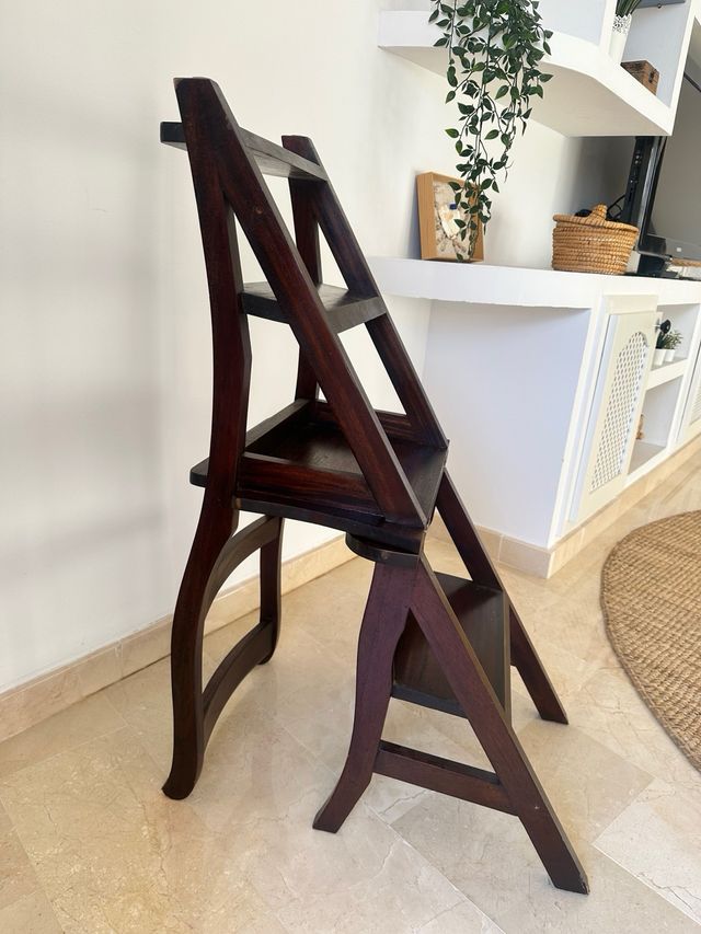 Sedia-scala convertibile in legno massello