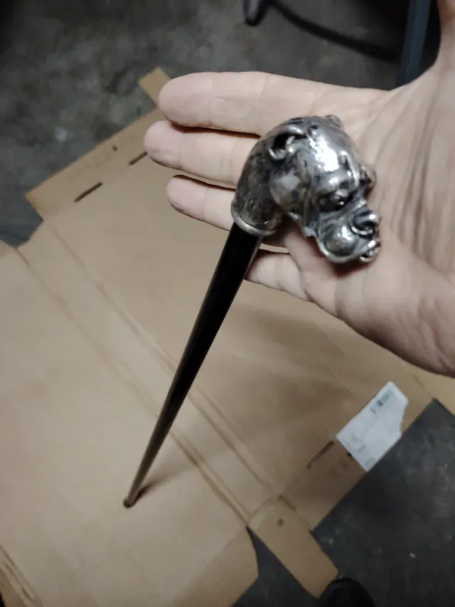 Bastone da passeggio con testa di cane