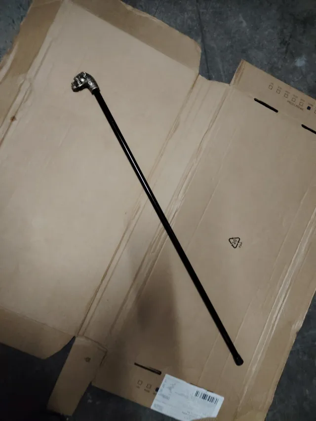 Bastone da passeggio con testa di cane