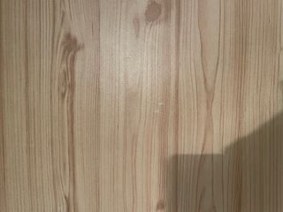 Zapatero y banco de madera y bambú