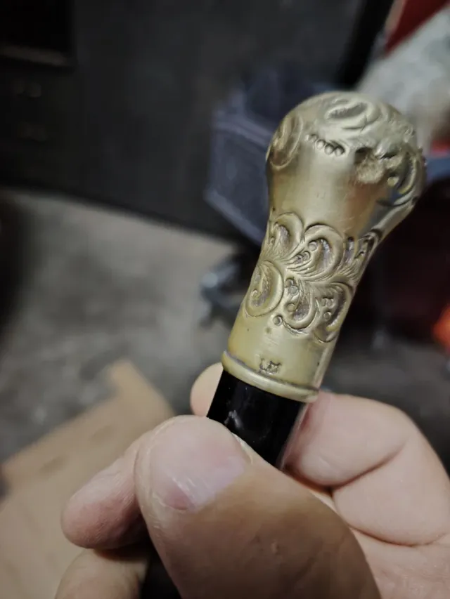 Bastone da passeggio con impugnatura sferica