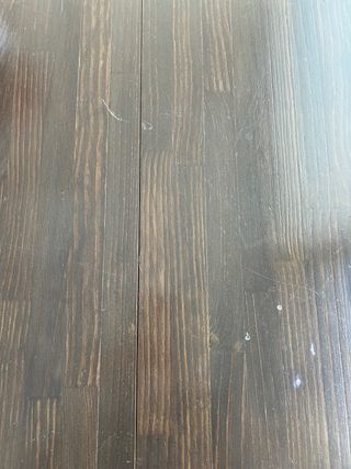 Mesa de comedor de madera maciza