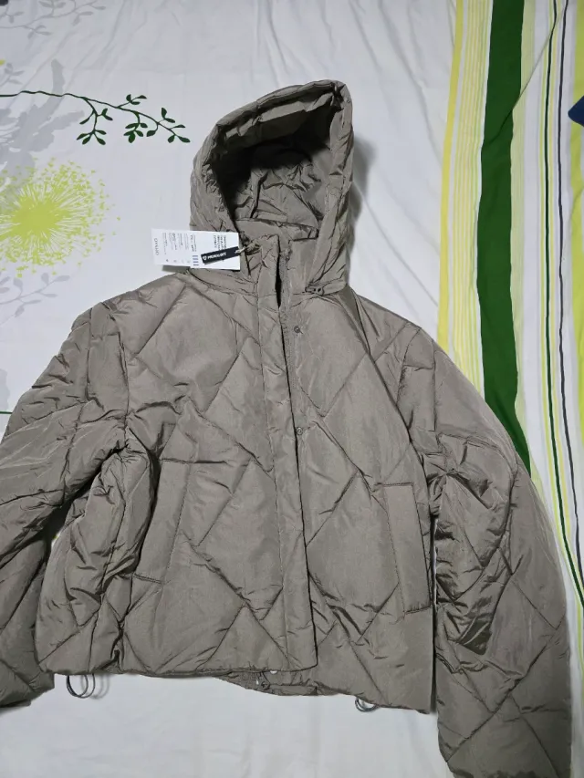 Abrigo Oysho acolchado gris talla L