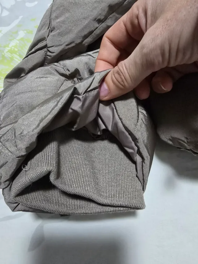 Abrigo Oysho acolchado gris talla L