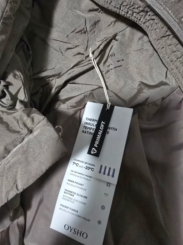 Abrigo Oysho acolchado gris talla L