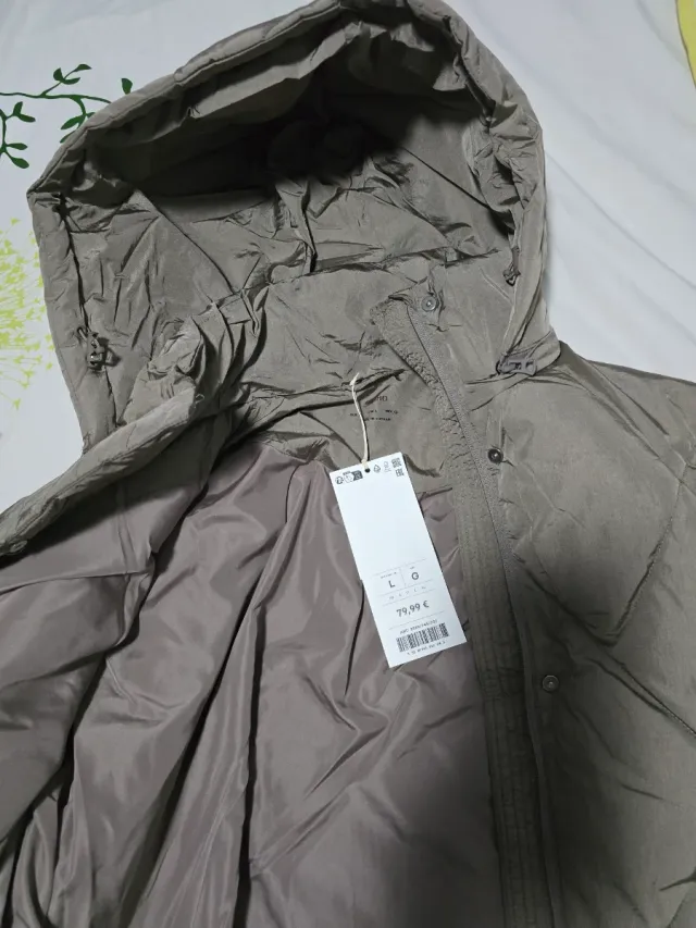 Abrigo Oysho acolchado gris talla L