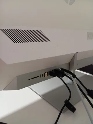 HP All-in-One 27 i7 1050