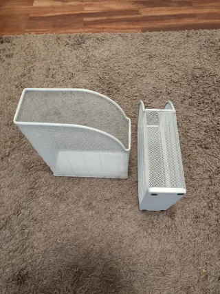 2 Archivadores  revistas Metálicos Gris