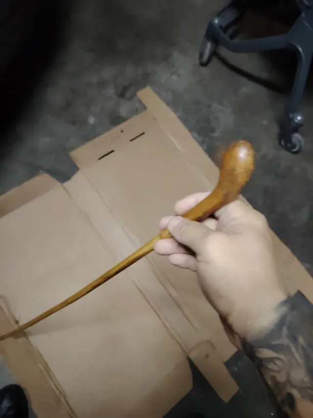 Bastone da passeggio in legno