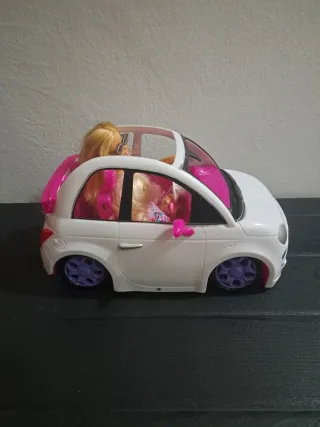 Auto Barbie Fiat 500 con 2 bambole Barbie e Chalse