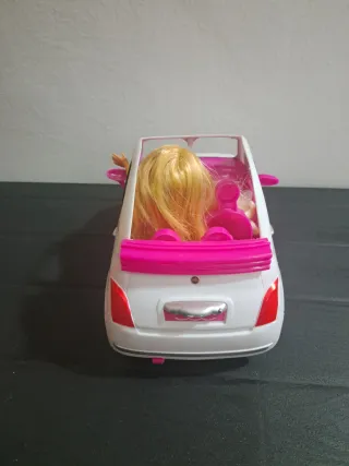 Auto Barbie Fiat 500 con 2 bambole Barbie e Chalse