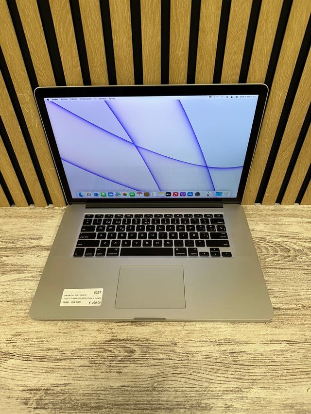 MacBook Pro 15" 2015 i7 16gb 1tb SSD
