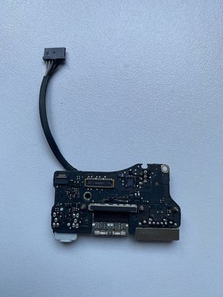 Conector Carga MacBook Air A1466 año 2013 a 2017
