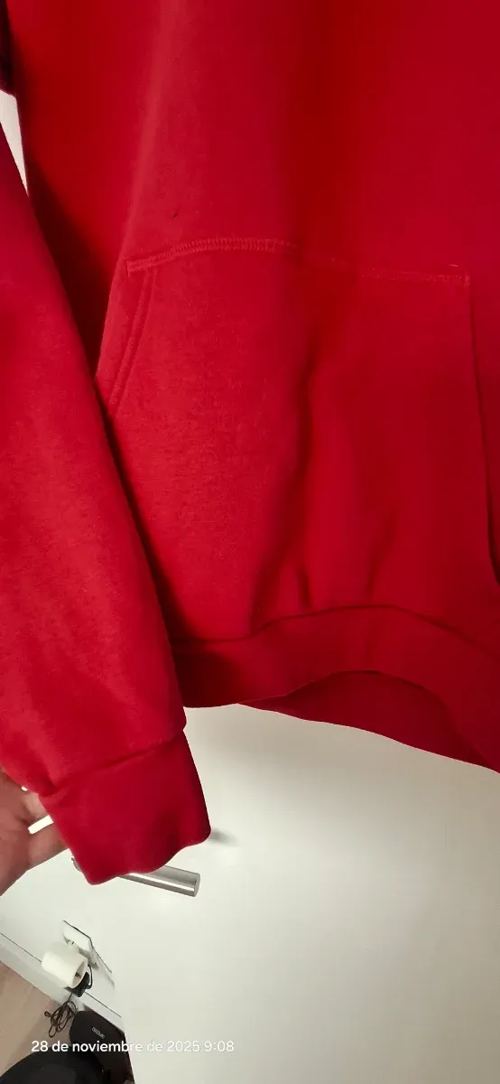 Moletom Adidas Vermelho com Capuz