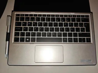 HP Elite x2 1012 G2 Tablet + Accesorios