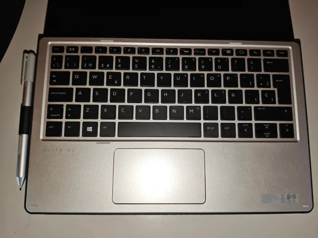 HP Elite x2 1012 G2 Tablet + Accesorios