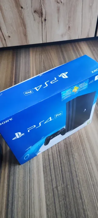 PS4 Pro 1TB + Juegos + Mando
