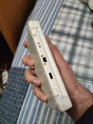 Nintendo 3DS XL + Custodia Zelda + microsd 64gb